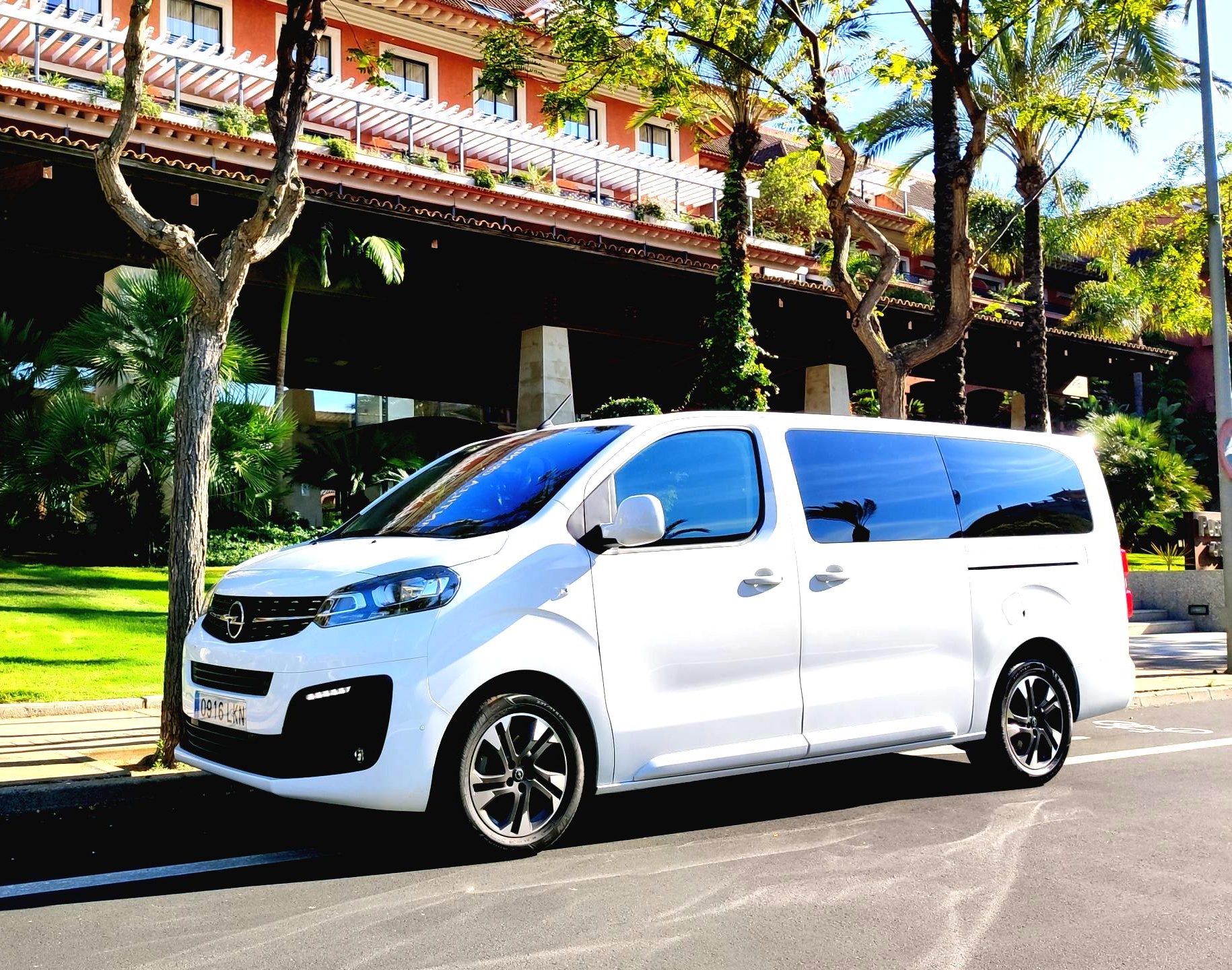 Taxi Opel Zafira Life 7 plazas